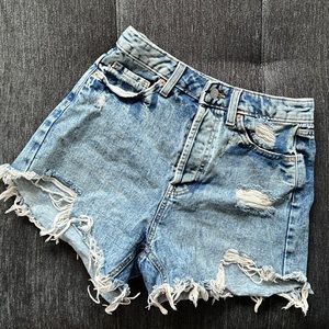 High- waisted Blue Jean shorts